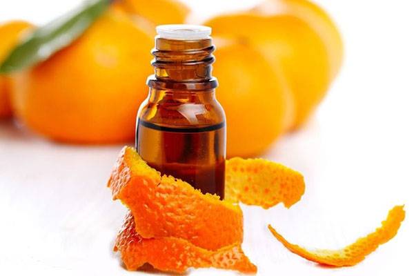 Используем в уходе за кожей, лицом и волосами полезные свойства апельсинового масла с фото